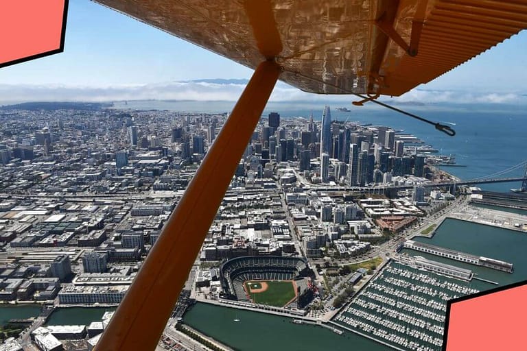 San-Francisco-Golden-Gate-Bridge-Seaplane-Tour.-Helicopter-Travel-Tourism-Guide